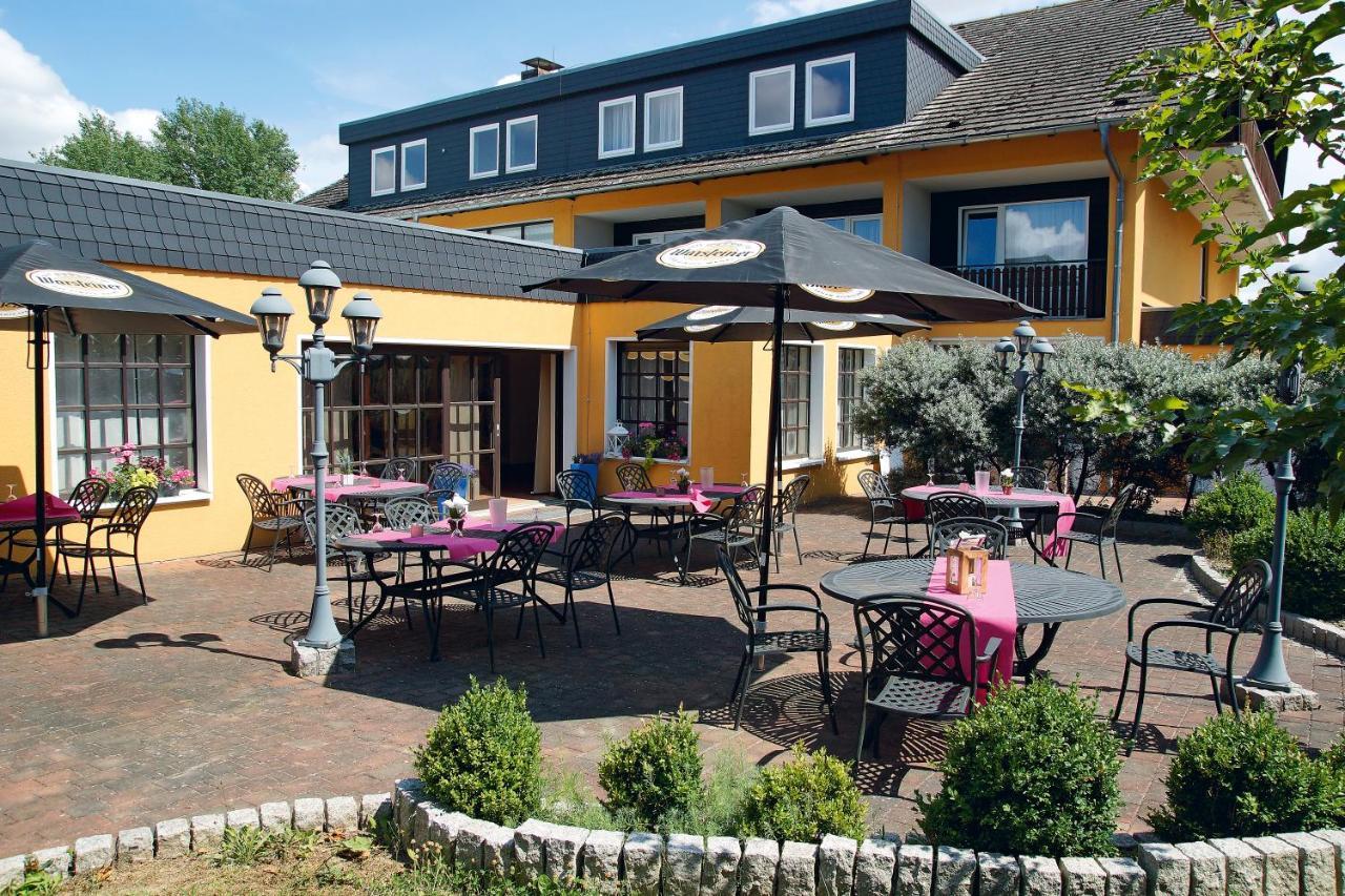 Avalon Hotelpark Koenigshof Königslutter am Elm Exterior foto